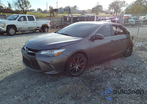 2017 Toyota Camry Xse z USA, uszkodzony, nr VIN 4T1BF1FK8HU725951